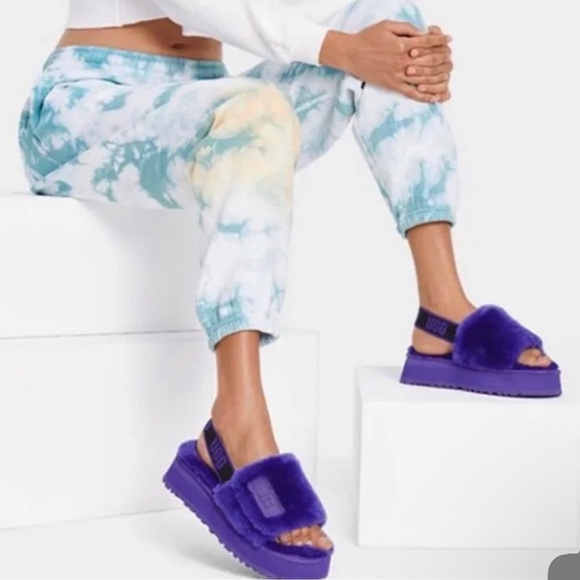 UGG “Disco Slide” Platform in Violet Night (Purple) Size 6 — SUPER CUTE!!! - Picture 1 of 12